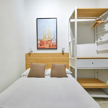 Classic Catalan Family With Balcony By Maison Pinata Apartman Barcelona
