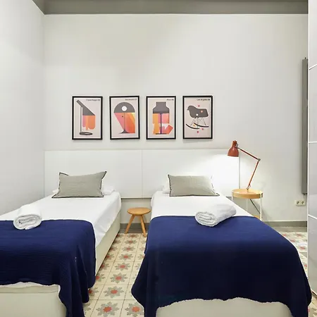 Classic Catalan Family With Balcony By Maison Pinata דירה *