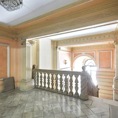 דירה Classic Catalan Family With Balcony By Maison Pinata ברצלונה